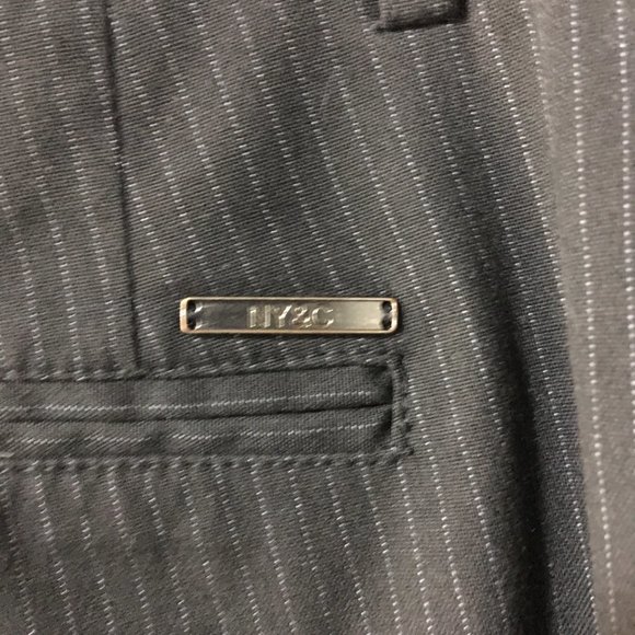 NEW YORK AND COMPANY PINESTRIPED STRETCH DRESS PANTS WOMENS SIZE 16 - Picture 3 of 5